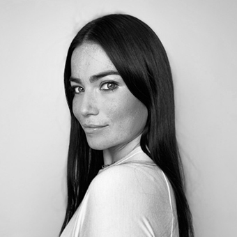 Victoria Alexander